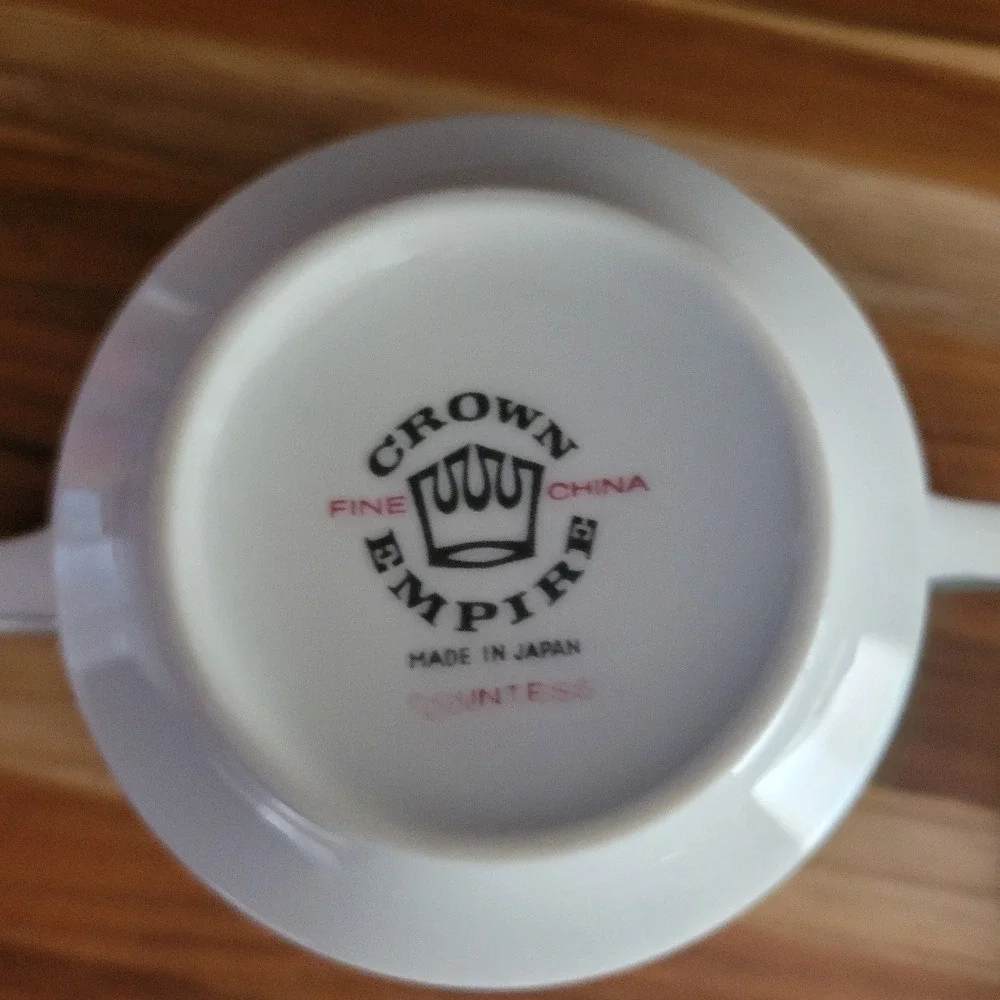 Four‎ Crown China Sugar Bowl Essex White Silver Trim Lid Round 4.5
